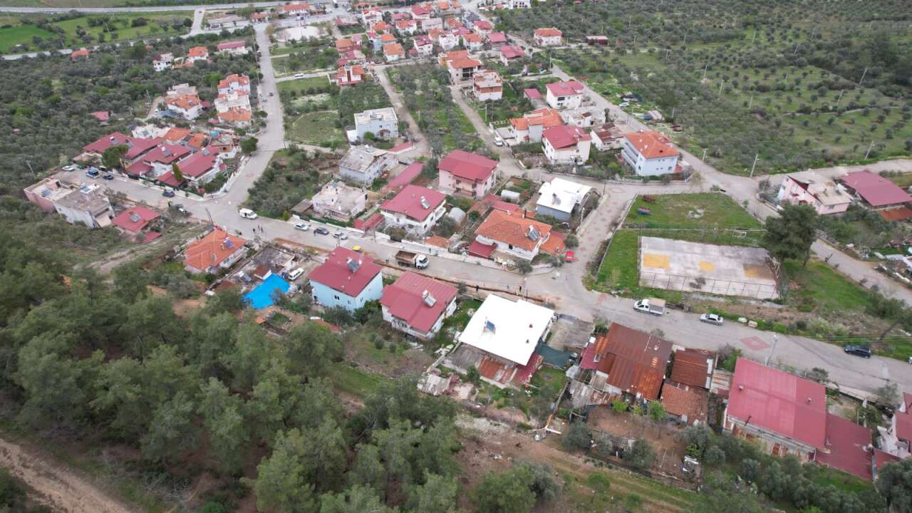 Yeşilbağcılar’da Doğalgaz Seferberliği: Dağdibi Mevkiinde İlk Kazma Vuruldu 12